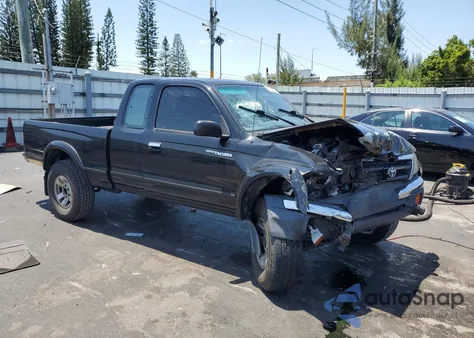1998 Toyota Tacoma Xtracab from USA, damaged, VIN 4TAWN72N9WZ031339